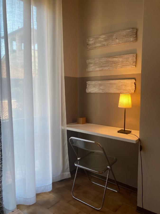 La Casa Di Garibaldi Apartment Borgomanero Luaran gambar